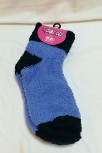blue and black cheoun sock