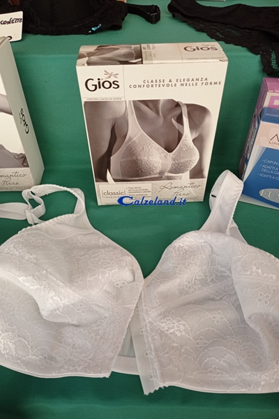 Reggiseno Carmen Gios con apertura davanti